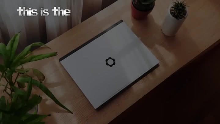 Laptop Revolution: product showcase video example